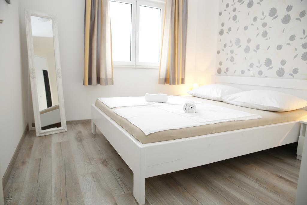 וודיצה Apartments Gabrijel מראה חיצוני תמונה